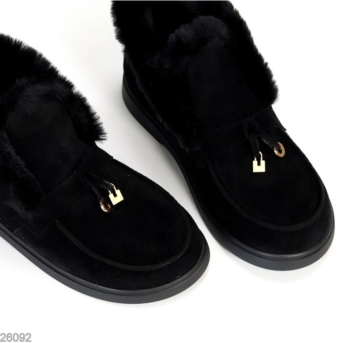 Стильні утеплені замшеві чорні лофери з опушкою 36р