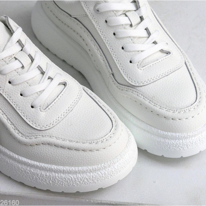 Кросівки жіночі натуральна шкіра білі 36р