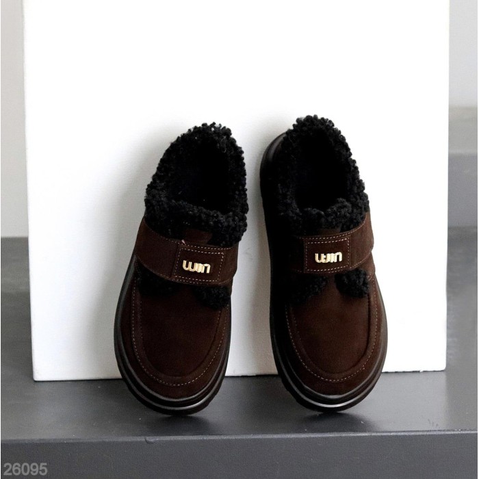 Кросівки/автоледі жіночі натуральна замша колір-шоколад зима на 35.5,36р.