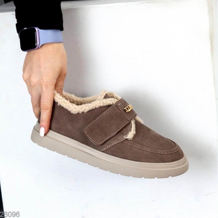 Кросівки/автоледі жіночі натуральна замша колір-беж зима на 35.5р.