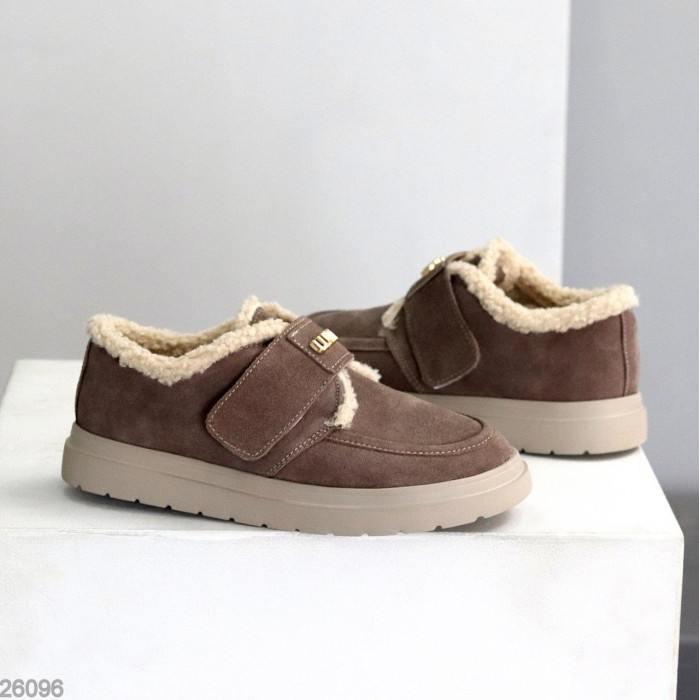 Кросівки/автоледі жіночі натуральна замша колір-беж зима на 35.5р.