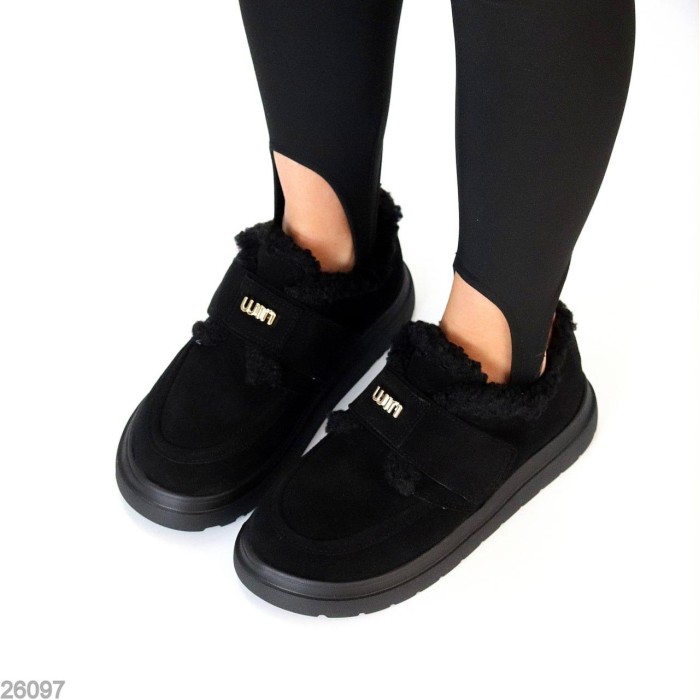 Кросівки/автоледі жіночі натуральна замша колір-чорний зима на 36р.