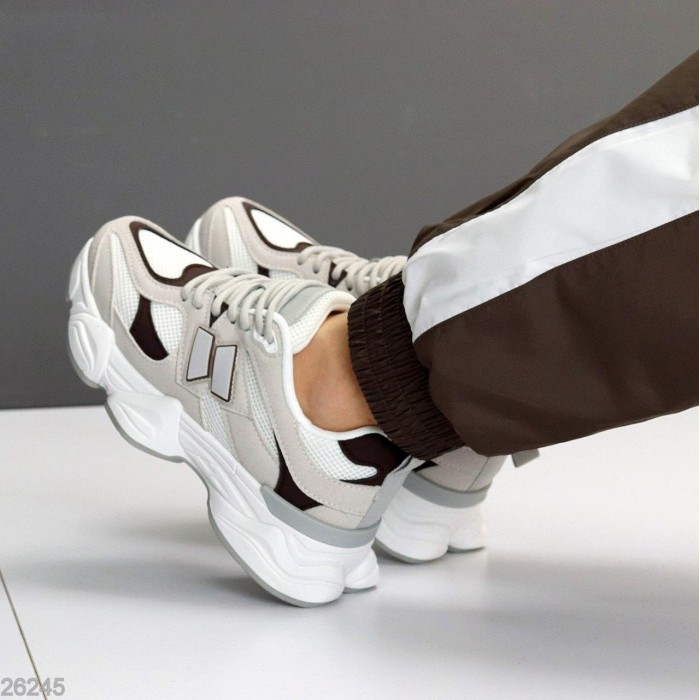 Кросівки жіночі натуральна-шкіра/натуральна-замша колір-сірий/білий на 35.5,37,39р