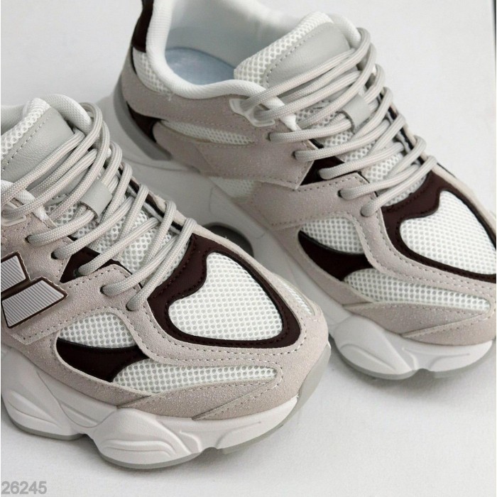 Кросівки жіночі натуральна-шкіра/натуральна-замша колір-сірий/білий на 35.5,37,39р