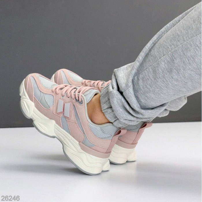 Кроссовки женские натуральная-кожа замша цвет-пудра на 37,39р