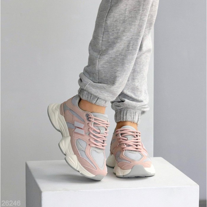 Кроссовки женские натуральная-кожа замша цвет-пудра на 37,39р