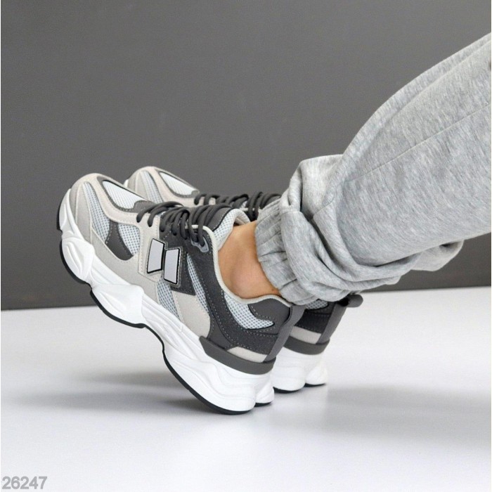 Кросівки жіночі натуральна шкіра/замша сірі на 35.5,36,37р