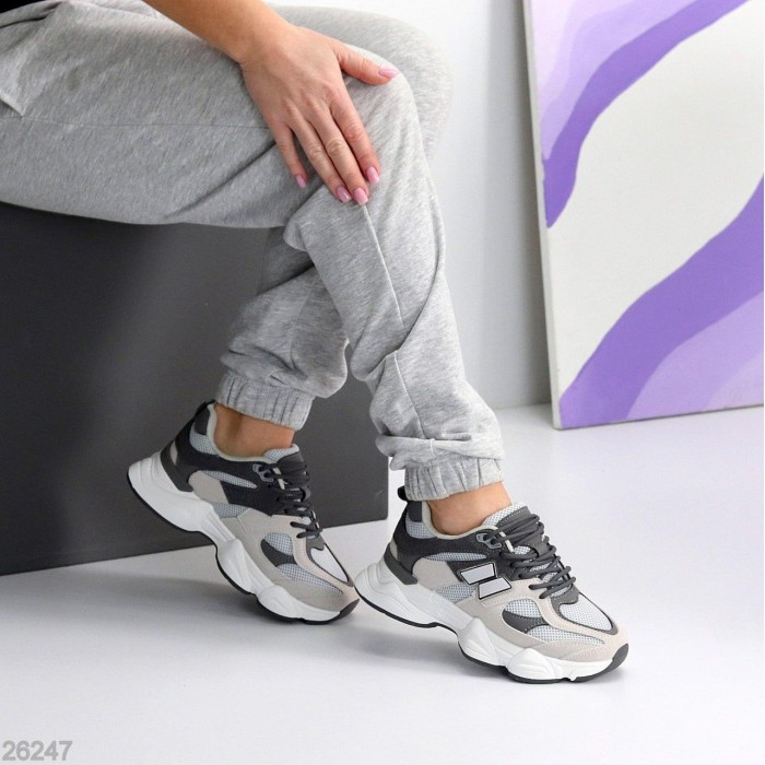 Кросівки жіночі натуральна шкіра/замша сірі на 35.5,36,37р