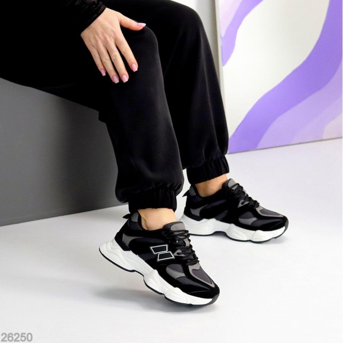 Кроссовки женские натуральная кожа/замша черные на 35.5,36,37,41р.