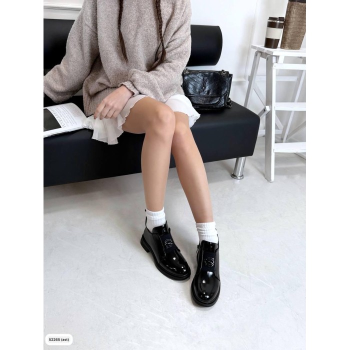 Черевики жіночі натуральна шкіра чорні демі 38р