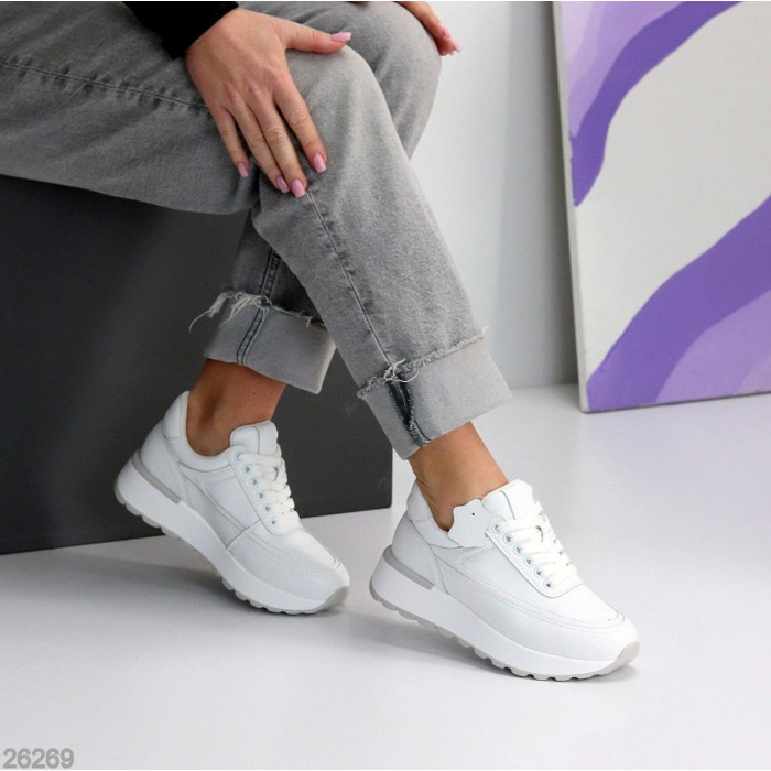 Кросівки жіночі натуральна шкіра білі на 35.5,36,37,39,41р.