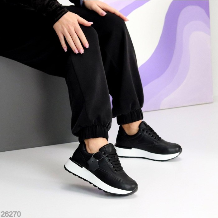 Кросівки жіночі натуральна шкіра чорні на 35.5,36,39р