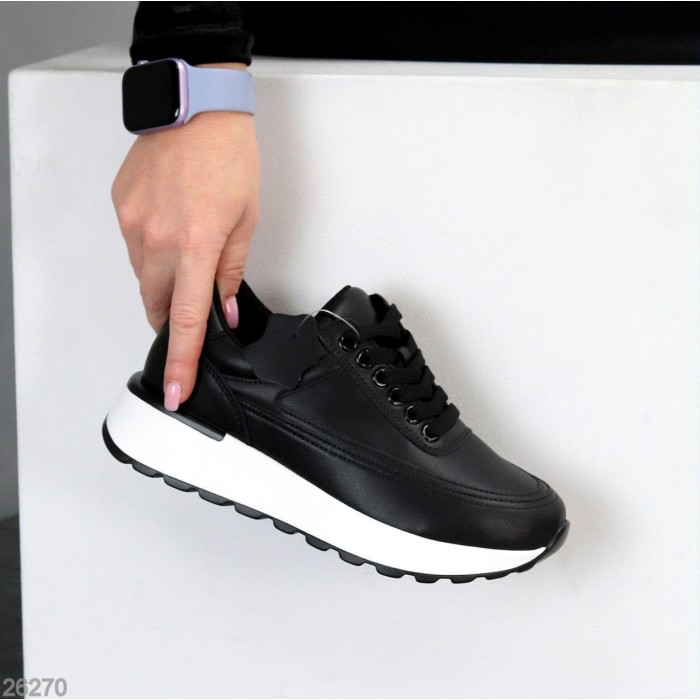 Кросівки жіночі натуральна шкіра чорні на 35.5,36,39р