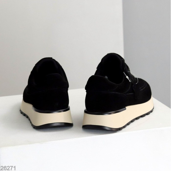 Кросівки жіночі натуральна замша чорні на 36,37,39р