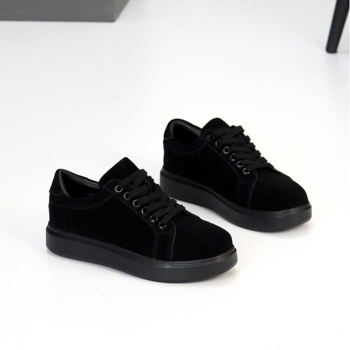 Кеди жіночі натуральна замша чорні 36,37,38,39р