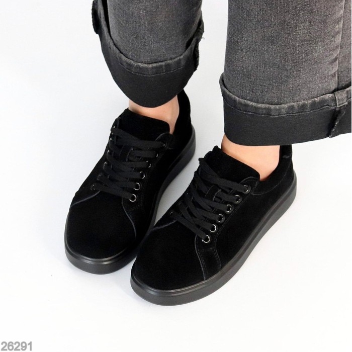 Кеди жіночі натуральна замша чорні 36,37,38,39р