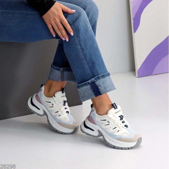 Кроссовки женские эко-кожа/эко-замша белые на 35.5,36,37,38р.