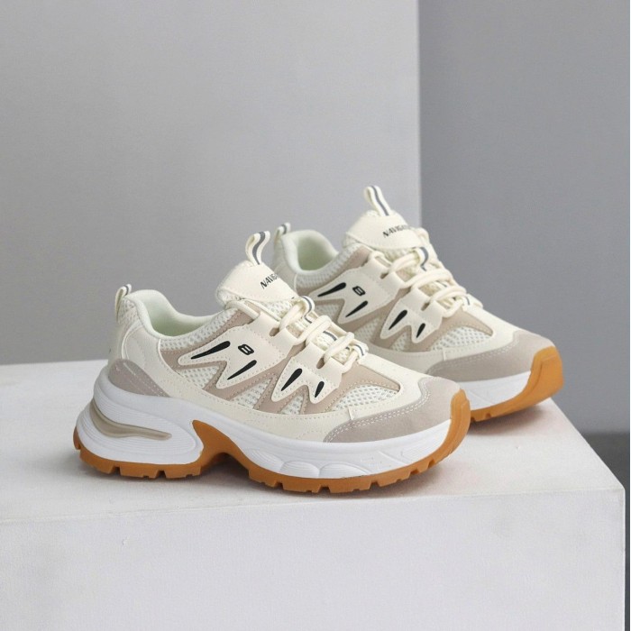 КросІвки жіночі еко-шкіра/еко-замша колір-беж на 35.5,36,37,38,39,40р.