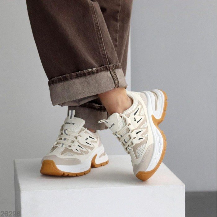 КросІвки жіночі еко-шкіра/еко-замша колір-беж на 35.5,36,37,38,39,40р.