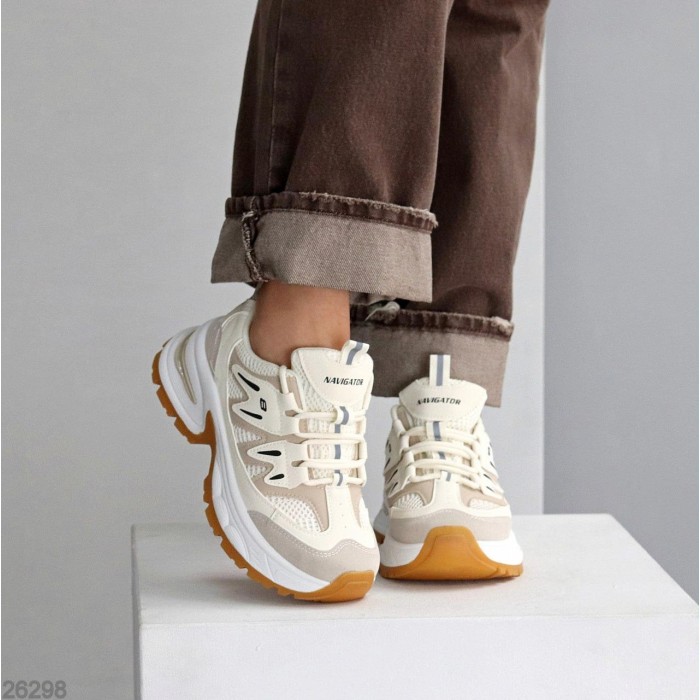 КросІвки жіночі еко-шкіра/еко-замша колір-беж на 35.5,36,37,38,39,40р.