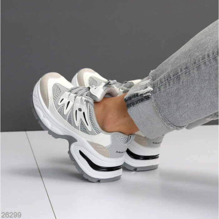 Кросівки жіночі еко-шкіра/еко-замша колір-сірий/білий на 35.5,36,37,38,40р