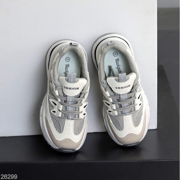 Кросівки жіночі еко-шкіра/еко-замша колір-сірий/білий на 35.5,36,37,38,40р