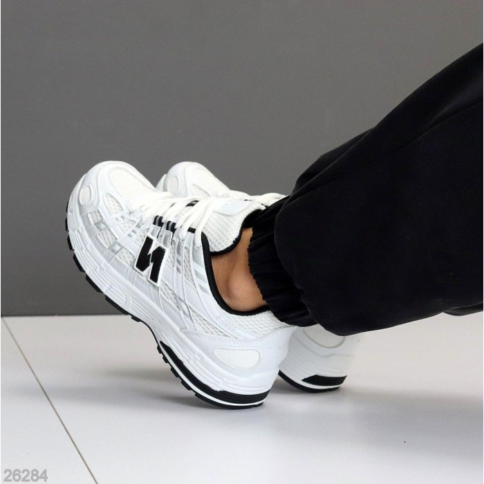 Кросівки жіночі еко-шкіра колір-білий на 35.5,37,39р