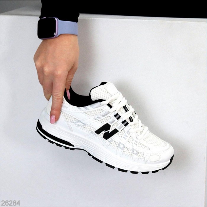 Кросівки жіночі еко-шкіра колір-білий на 35.5,37,39р