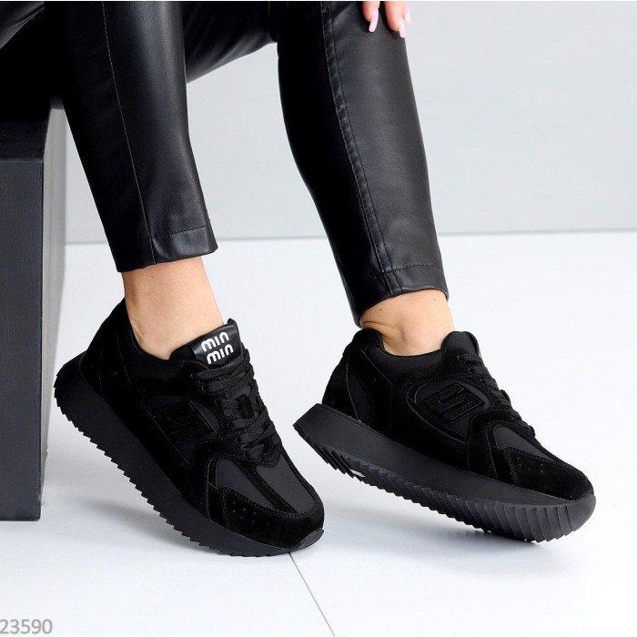 Кросівки жіночі натуральна замша чорні 36,38,39р