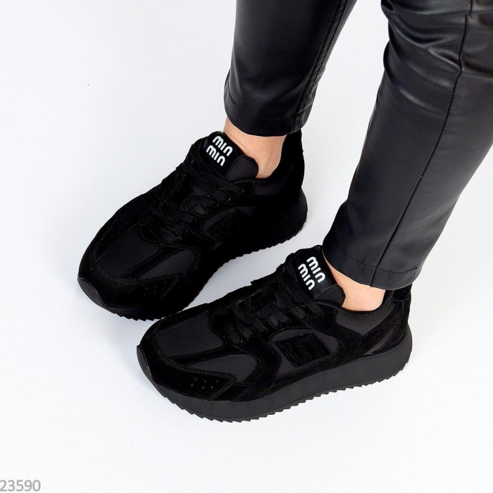 Кросівки жіночі натуральна замша чорні 36,38,39р