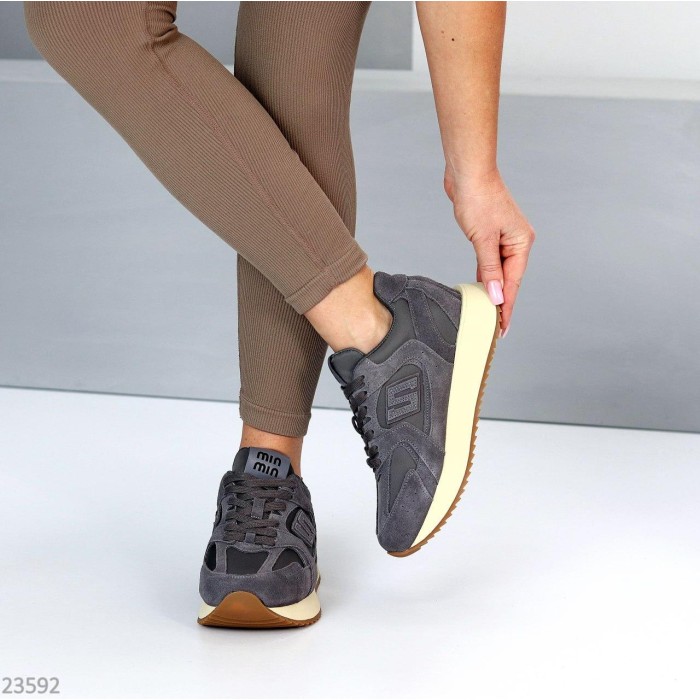 Кросівки жіночі натуральна замша сірі 36,37,38,39р