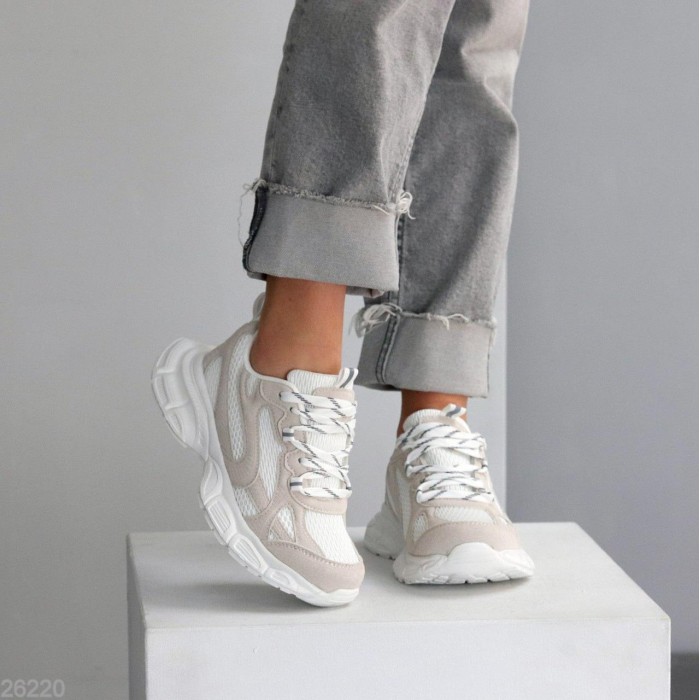 Кросівки жіночі натуральна-замша колір-сірий/білий на 35.5,37р