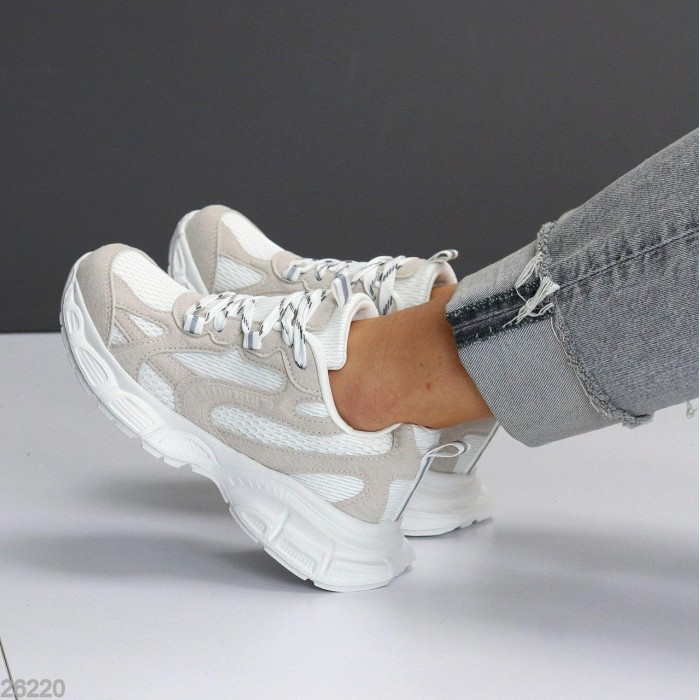 Кросівки жіночі натуральна-замша колір-сірий/білий на 35.5,37р