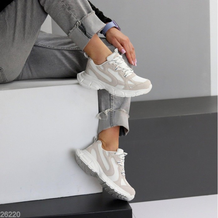 Кросівки жіночі натуральна-замша колір-сірий/білий на 35.5,37р