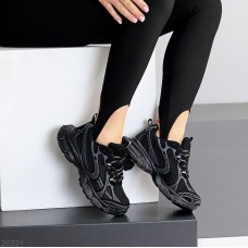 Кросівки жіночі натуральна замша чорні на 37,38р