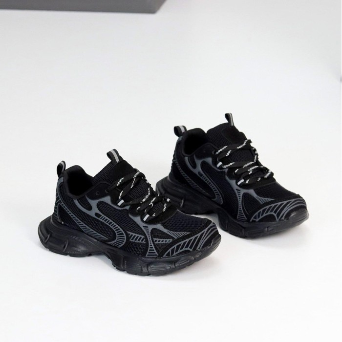 Кросівки жіночі натуральна замша чорні на 37,38р