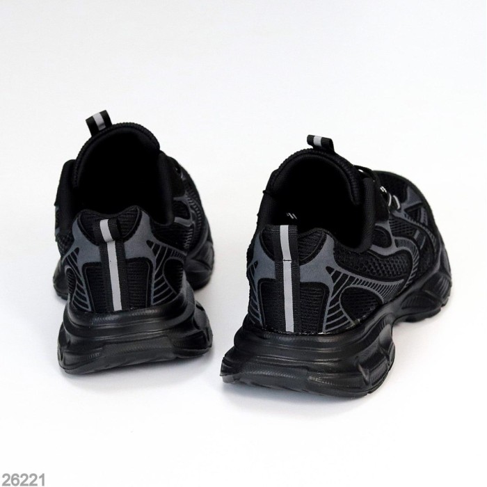 Кросівки жіночі натуральна замша чорні на 37,38р