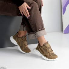 Кросівки жіночі натуральна замша колір беж на 35.5,36,37,38,40р