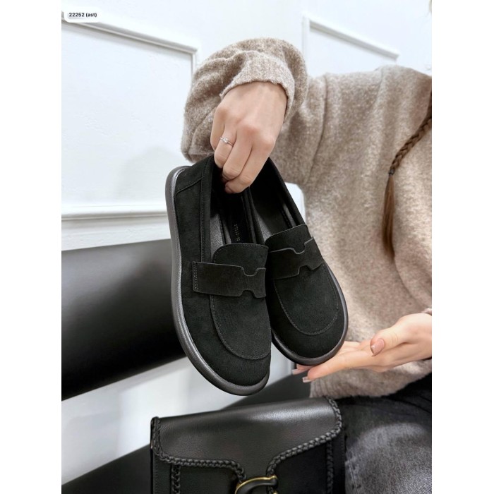 Туфлі/Лофери жіночі натуральна замша колір: Чорний 36,38,41р