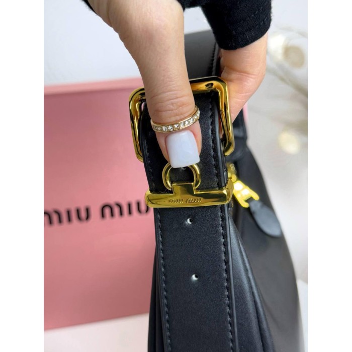 Сумка жіноча МіуМіу полу кругла натуральна шкіра Карамель