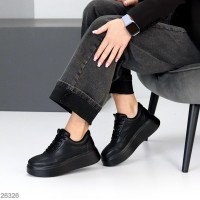 Кросівки жіночі натуральна шкіра чорні 36,38,40,41р