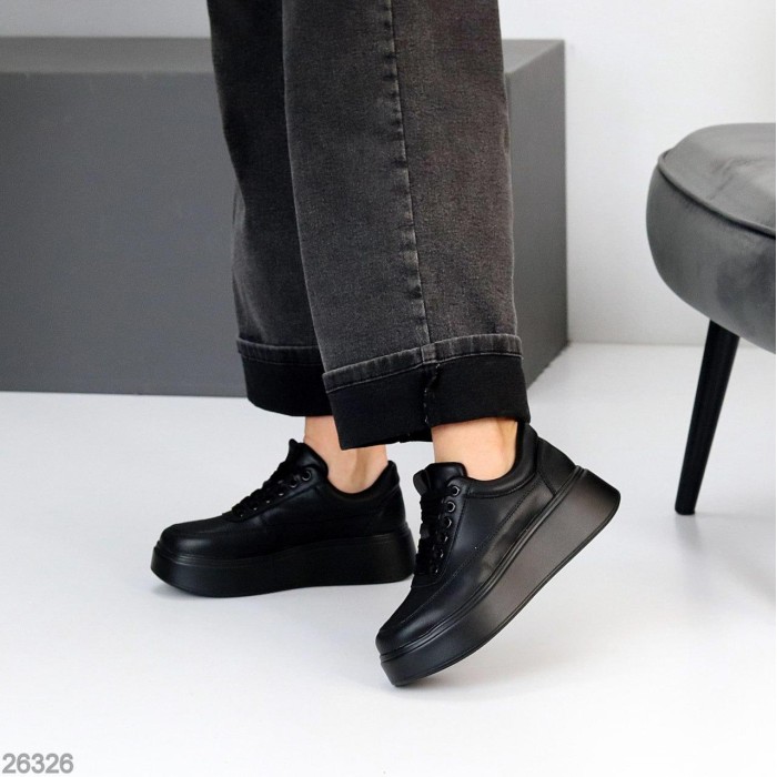 Кросівки жіночі натуральна шкіра чорні 36,38,40,41р