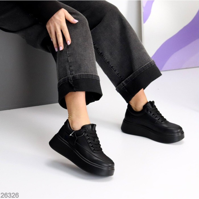 Кросівки жіночі натуральна шкіра чорні 36,38,40,41р