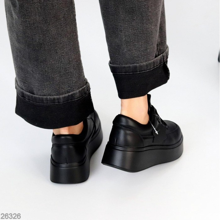 Кросівки жіночі натуральна шкіра чорні 36,38,40,41р