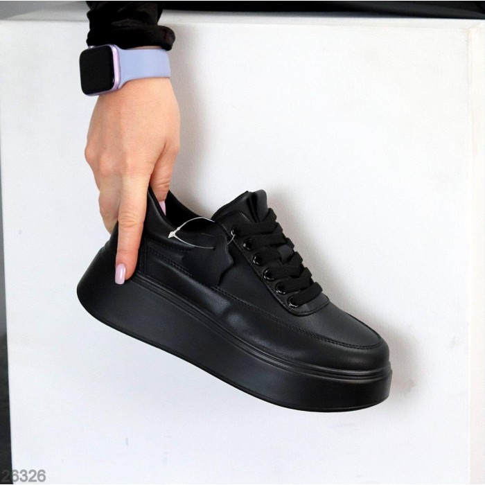 Кросівки жіночі натуральна шкіра чорні 36,38,40,41р