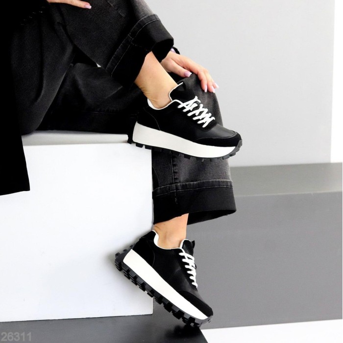 Кросівки жіночі натуральна шкіра + замша чорні на 37,39,40р