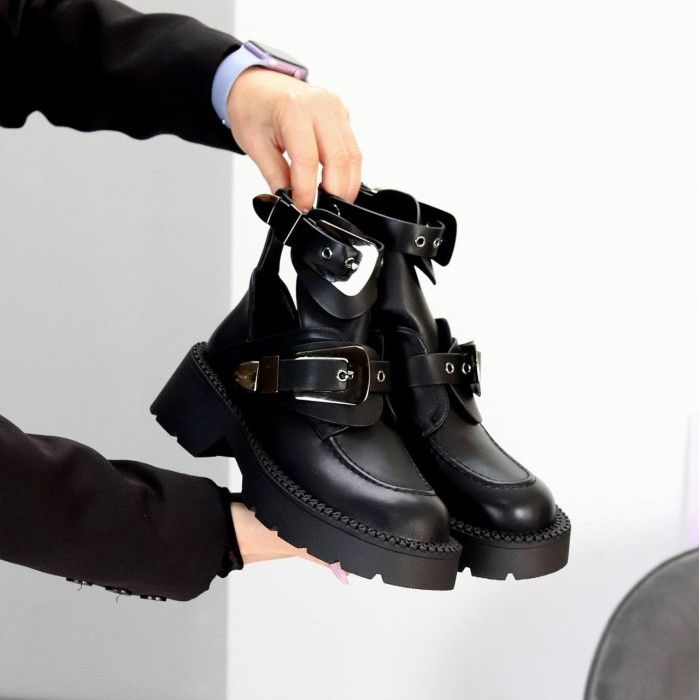 Черевики жіночі еко-шкіра колір-чорний 36,38,39р