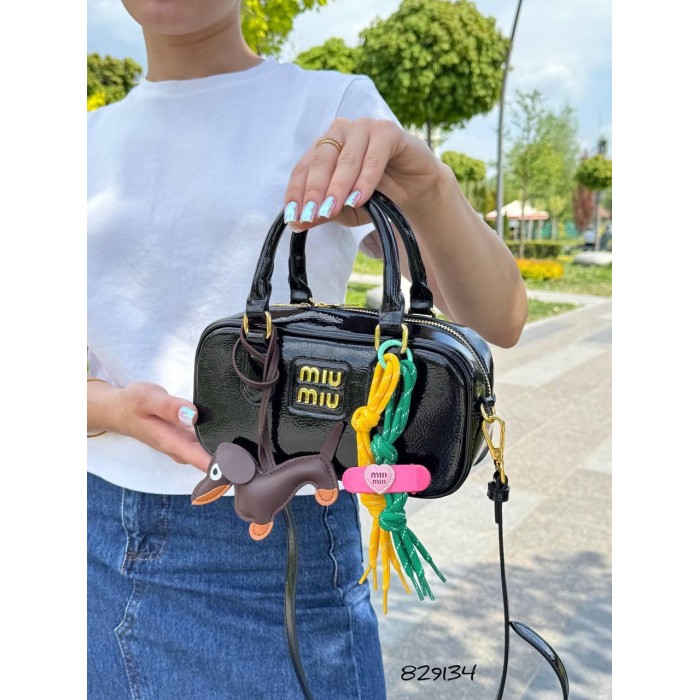 Сумка жіноча з брилками натуральна шкіра лак Чорна, Кемел