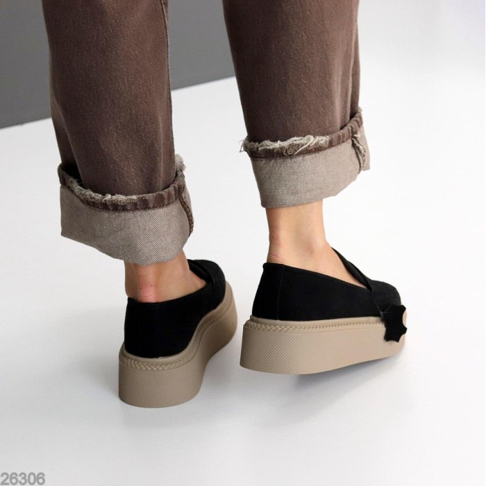 Лофери жіночі натуральна замша чорні на 35.5,37,38,40р