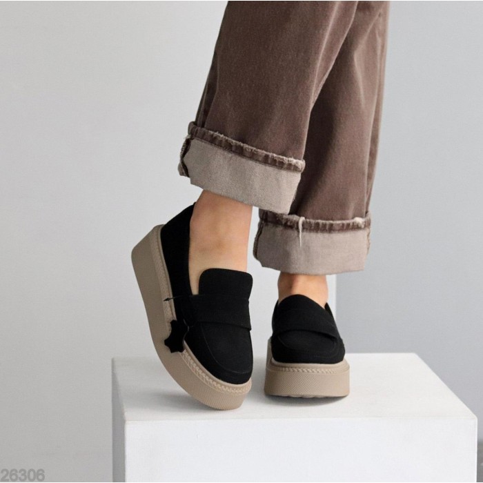 Лофери жіночі натуральна замша чорні на 35.5,37,38,40р